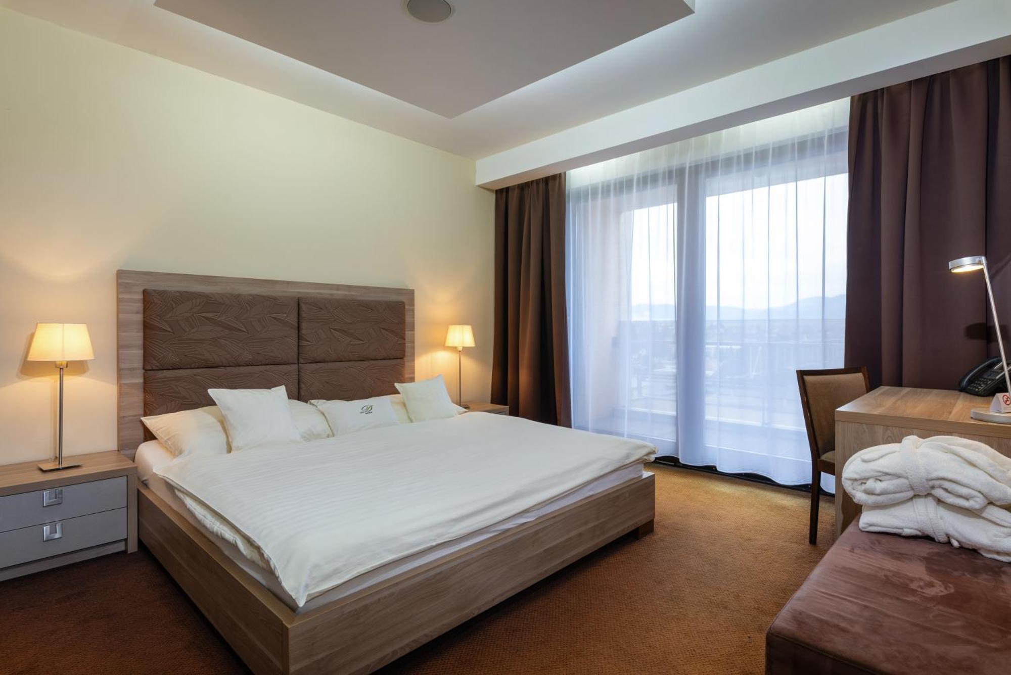 Wellness Hotel Diplomat Rajecke Teplice Exterior photo