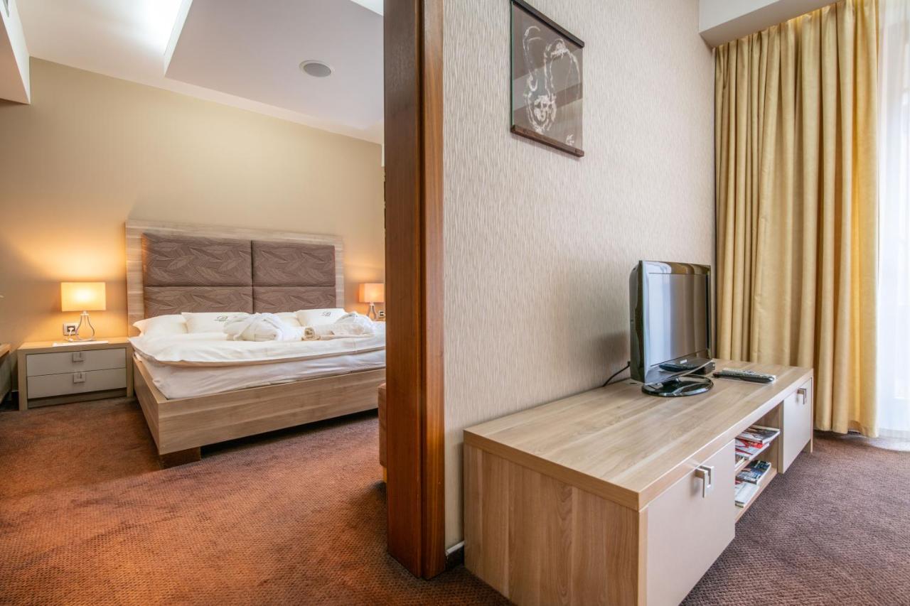Wellness Hotel Diplomat Rajecke Teplice Exterior photo